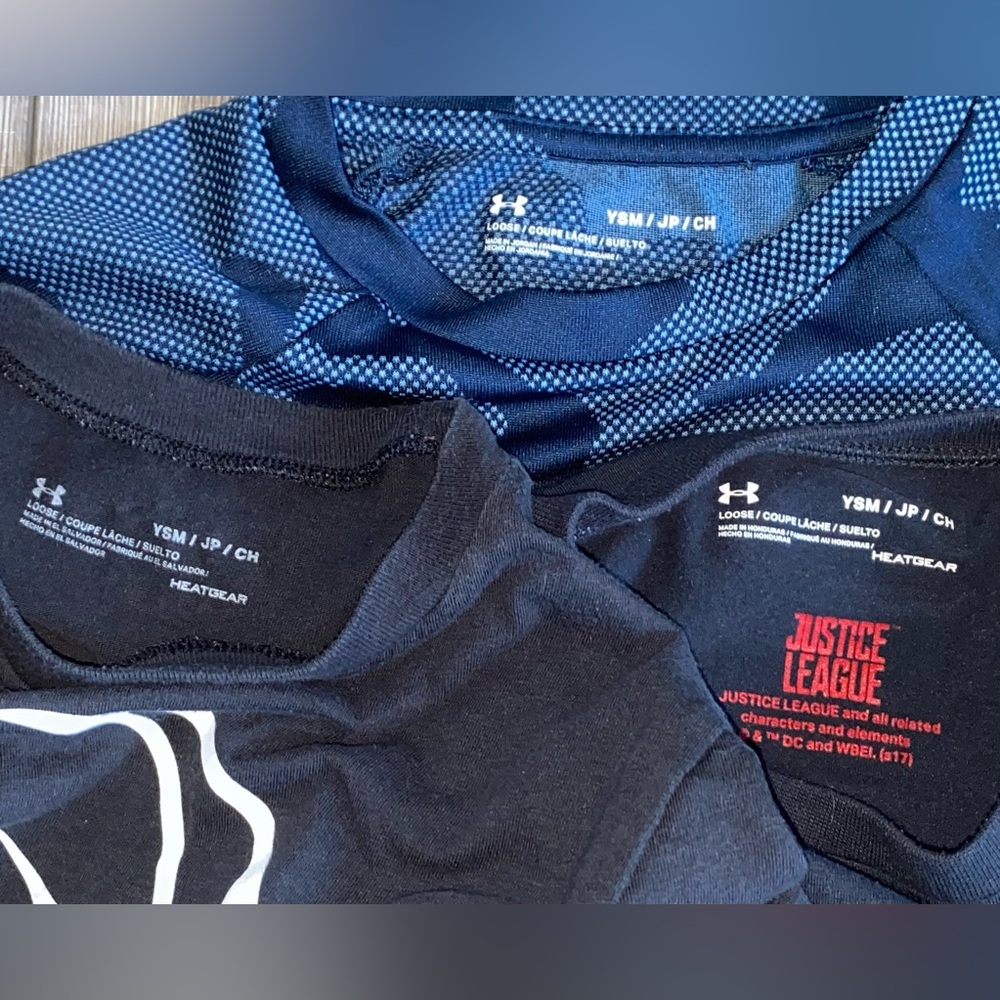 Under Armour Superman Black Basketball Navy Blue Camo Tee Bundle Lot YSM Boy’s 8 - Picture 6 of 8